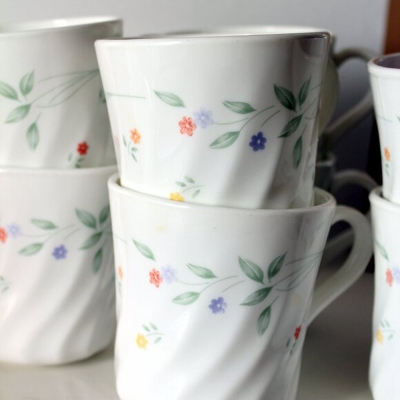 Corelle  English Meadow Flat Cups/ Mugs 8 Pieces - Picture 2 of 2